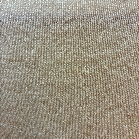 LUXE 525 Cashmere Crewneck Sweater - Picture 4 of 8